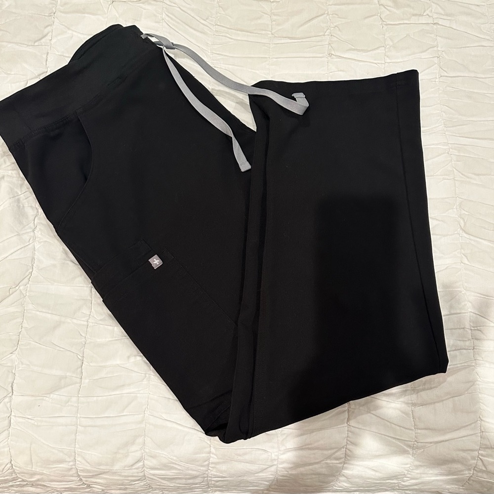 FIGS Large Kade Pants Black